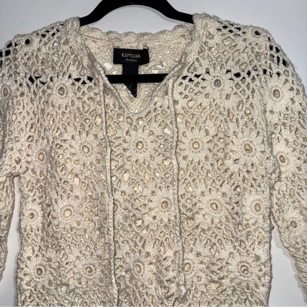 Boho Crochet Floral Knit Sweater Cream Handknit by Express‎ Size Small - Picture 6 of 12